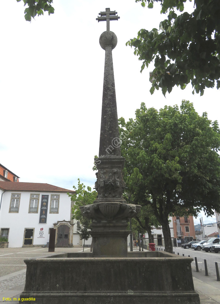 BRAGA (218)b Fuente de Santiago