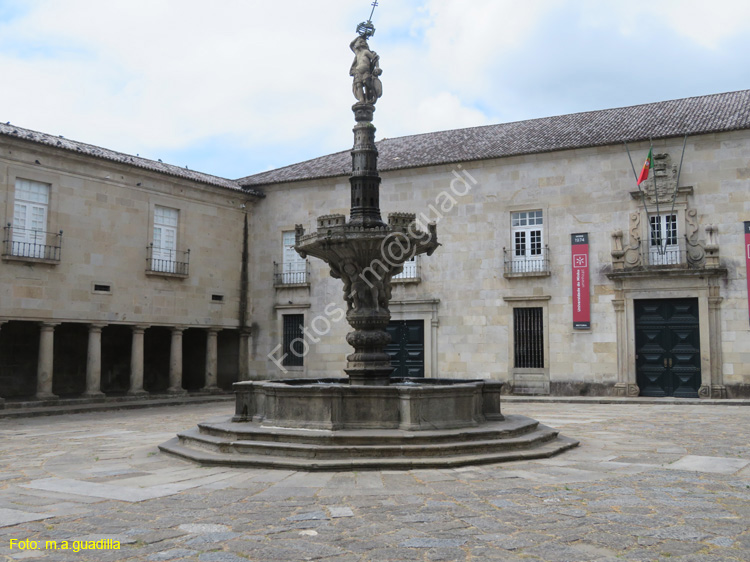 BRAGA (240) Fuente del Castillo
