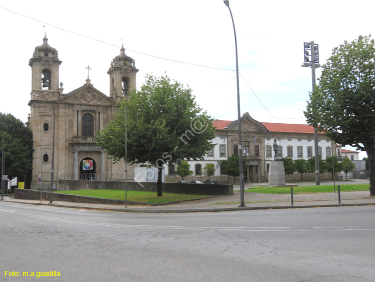 BRAGA (290) Iglesia del Pueblo