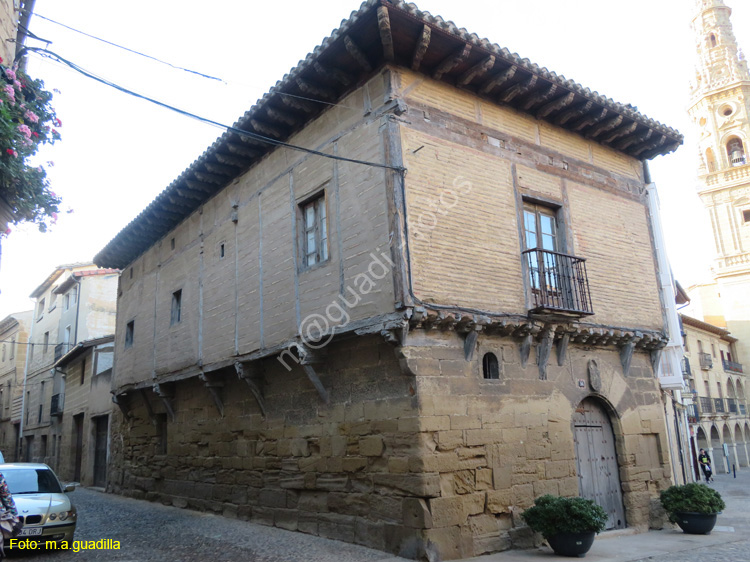 BRIONES (116) Casona mas antigua