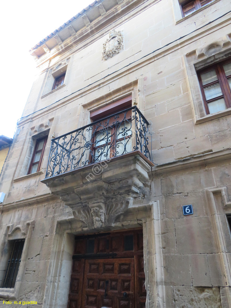 BRIONES (149) Calle Maestro Bergareche