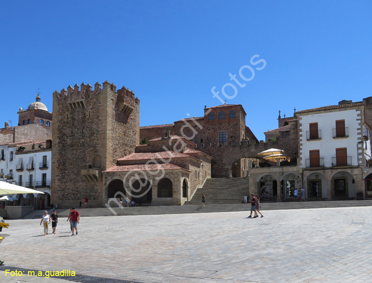 CACERES (119)