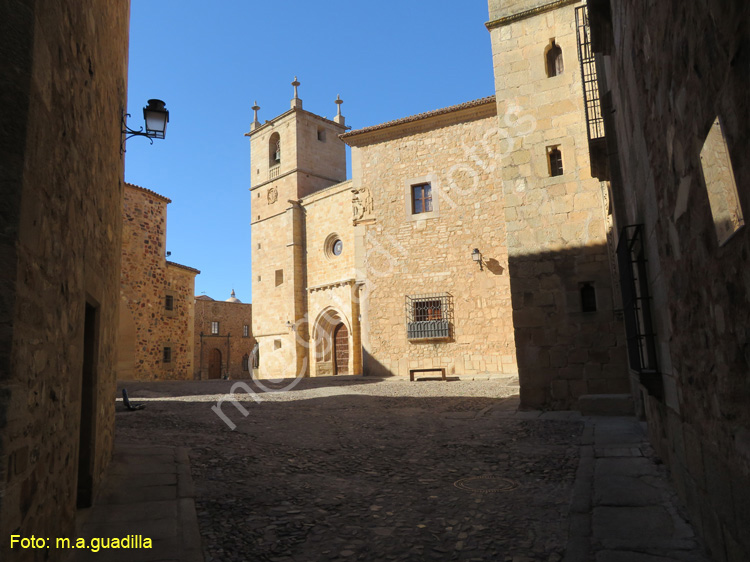 CACERES (172)