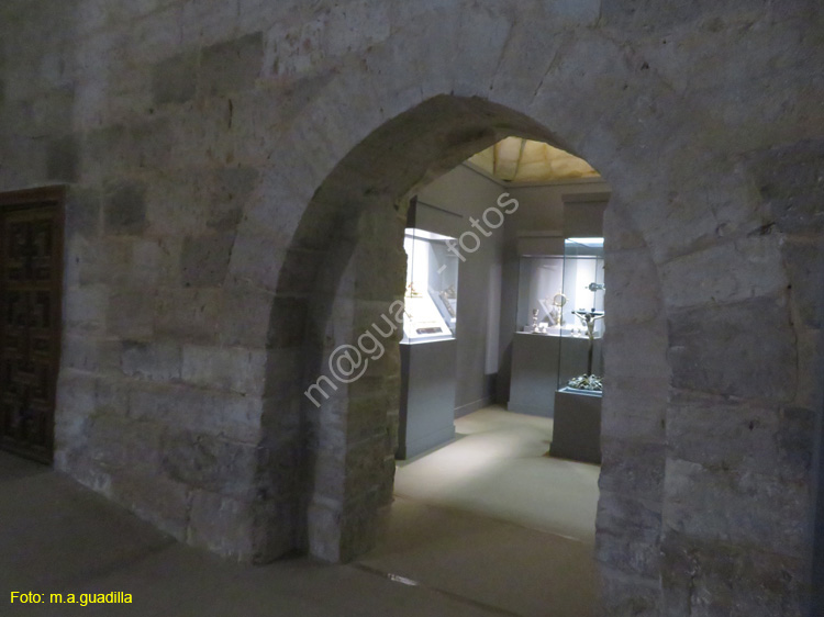 CASTROJERIZ (197) Iglesia Virgen del Manzano