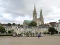 CHARTRES (239) Place Chatelet