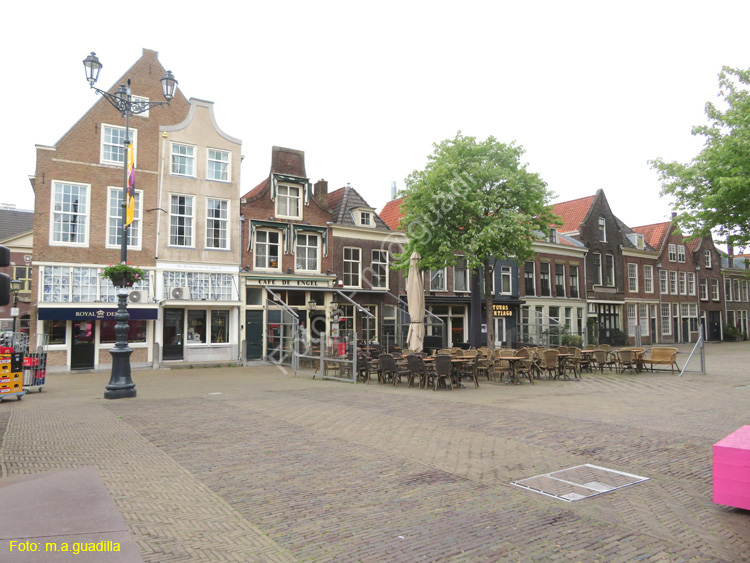 DELFT (126) Markt