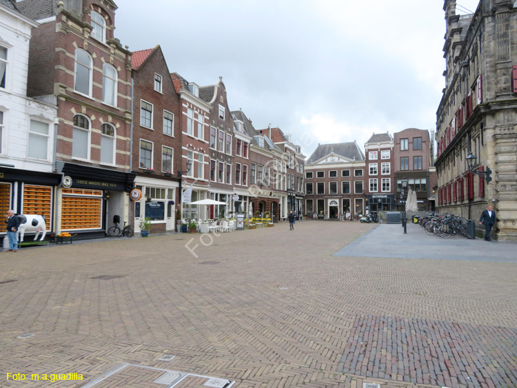DELFT (128) Markt