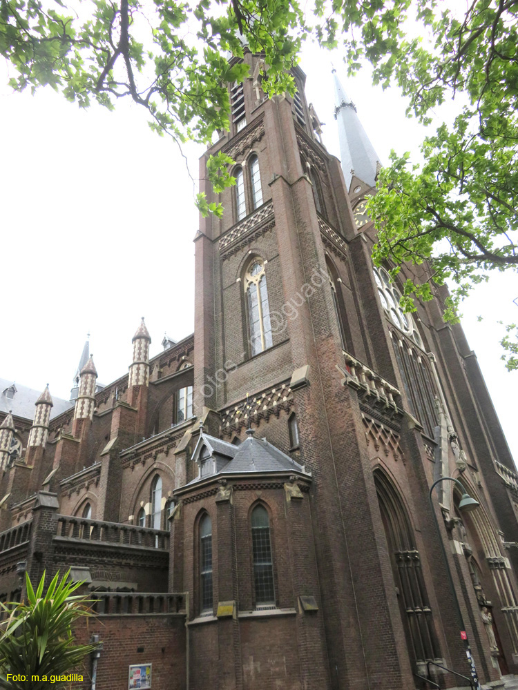 DELFT (221)  Iglesia Maria van Jessekerk desde Markt