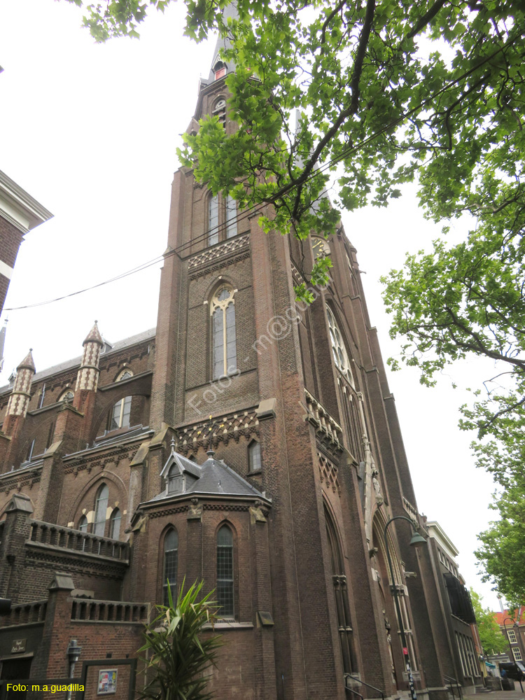 DELFT (226)  Iglesia Maria van Jessekerk desde Markt