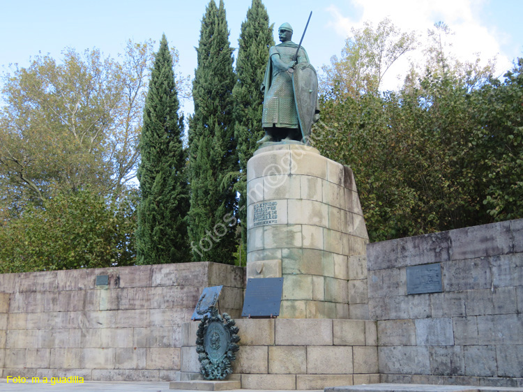 GUIMARAES (186) Monumento Afonso Henriques