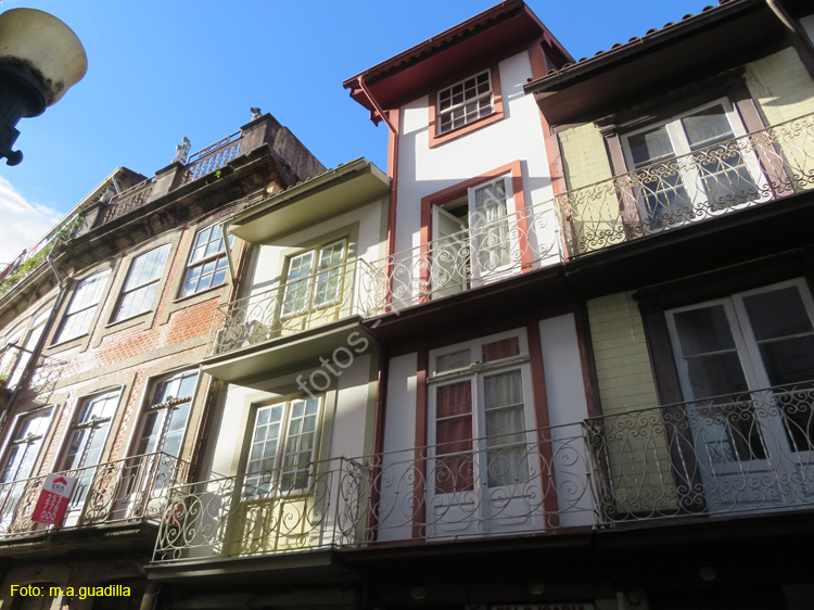 GUIMARAES (262) Rua Reina Dona Maria II