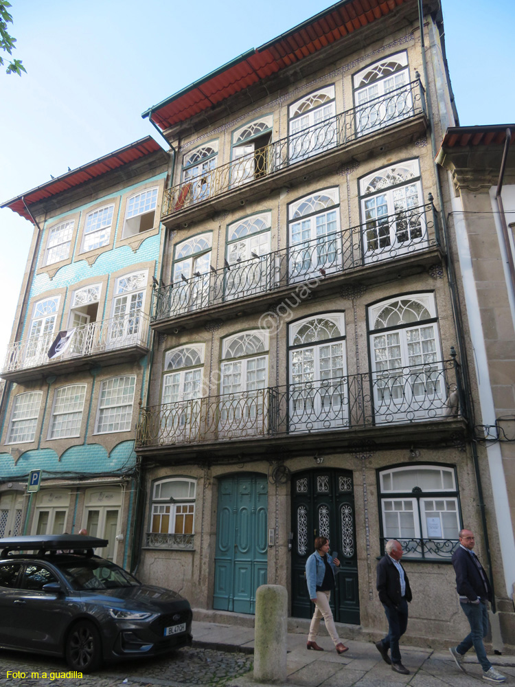 GUIMARAES (268) Rua Reina Dona Maria II