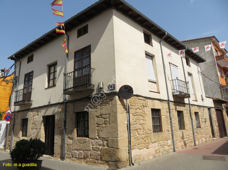 HERRERA DE PISUERGA (130) Plaza de Santa Ana