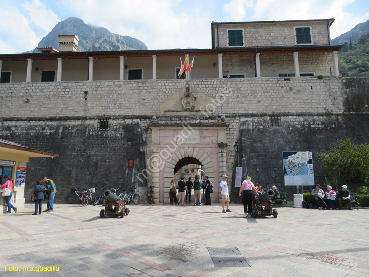 Montenegro - Kotor (116) Puerta del Mar