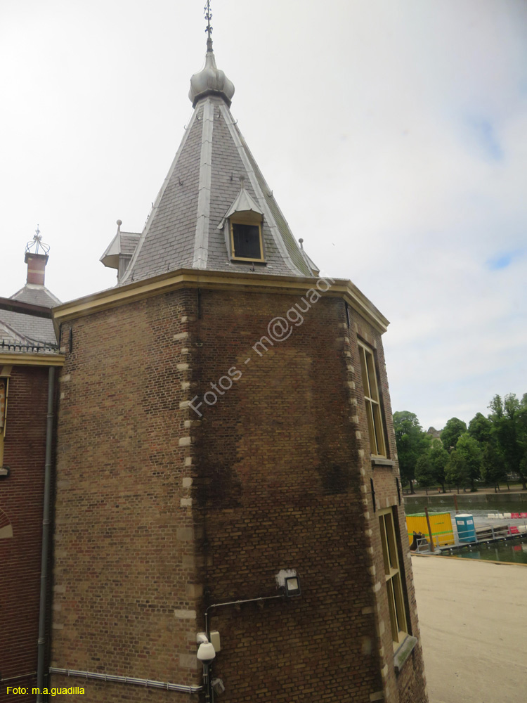 LA HAYA (257) Binnenhof - Parlamento