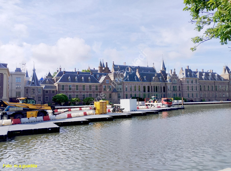 LA HAYA (263)  Binnenhof - Parlamento