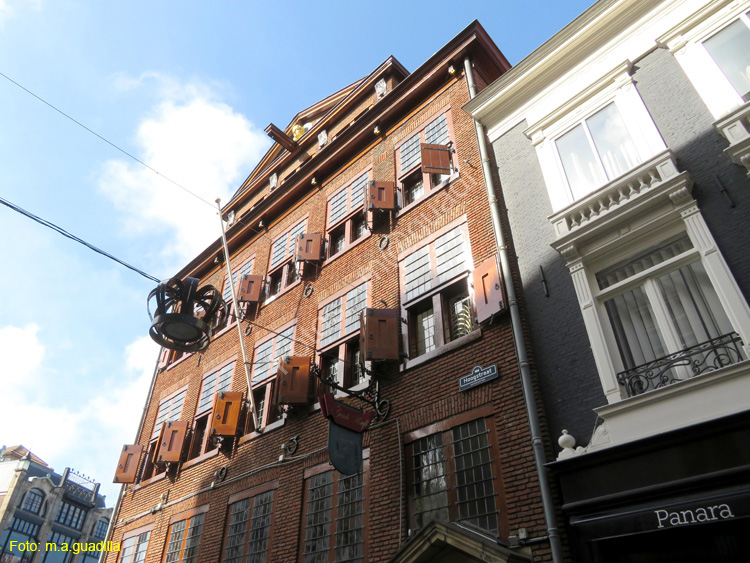 LA HAYA (325) Antiguo Ayuntamiento