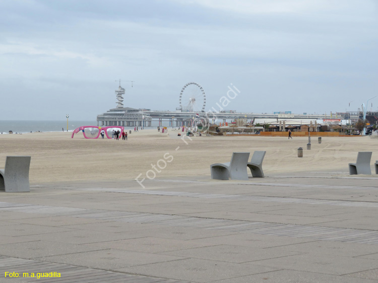 LA HAYA (345) Scheveningen