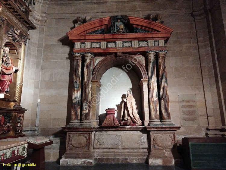 LOGROÑO (170)  Concatedral de Santa Maria de la Redonda