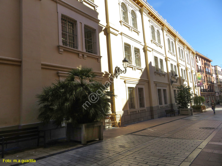 LOGROÑO (232) Calle Portales