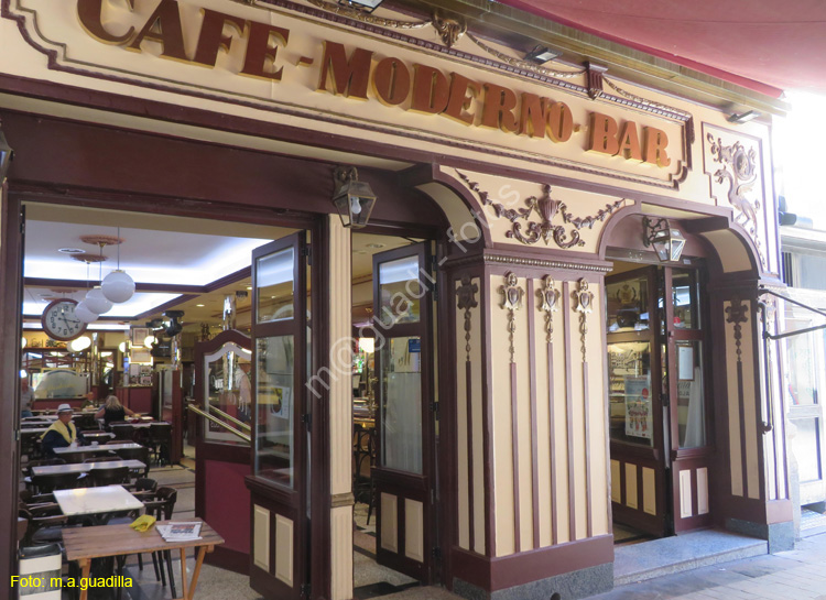 LOGROÑO (251) Cafe Moderno