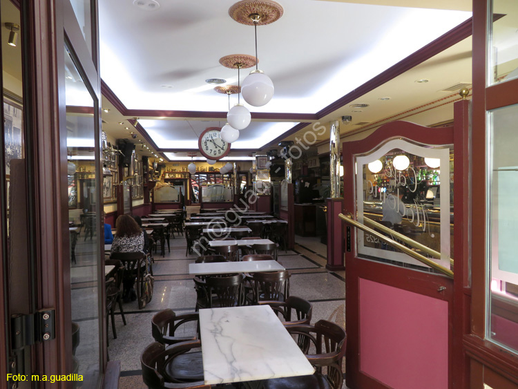 LOGROÑO (252) Cafe Moderno