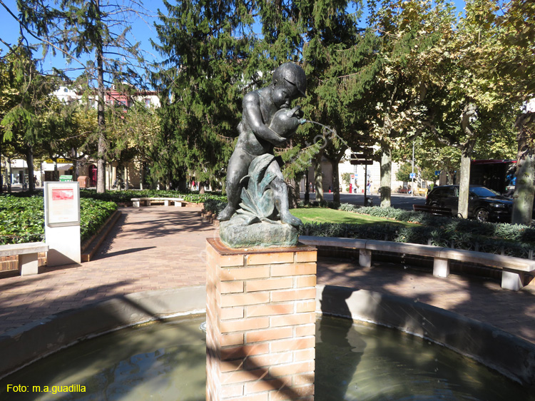 LOGROÑO (260) Fuente de los Niños