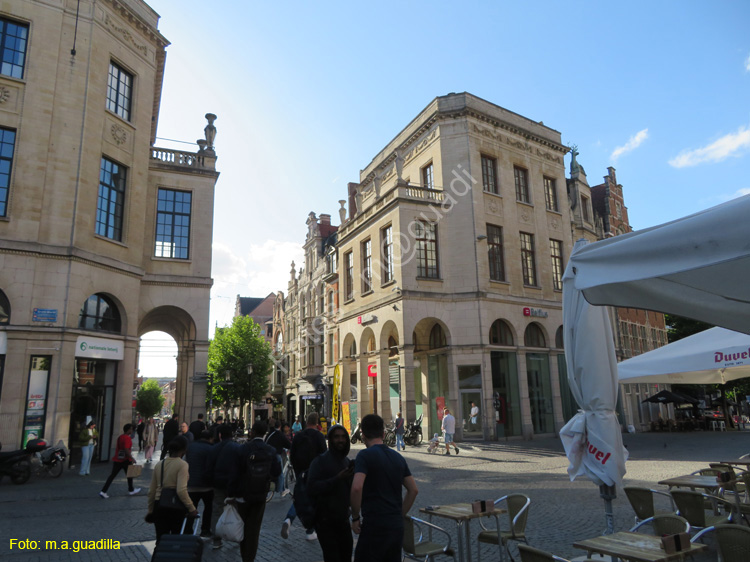 LOVAINA (137) Plaza del Mercado