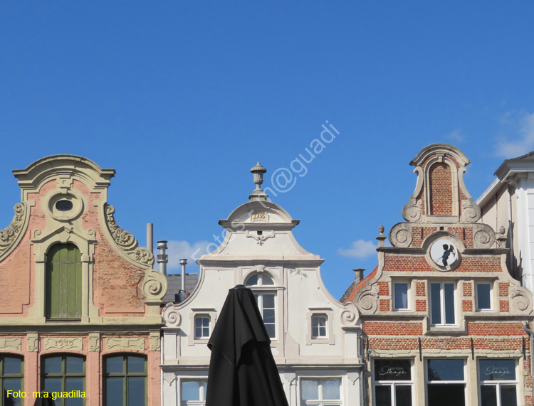 MALINAS (152) Plaza del Mercado