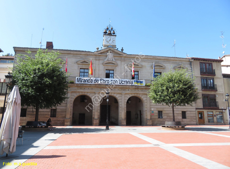 MIRANDA DE EBRO (109) Ayuntamiento - Plaza España