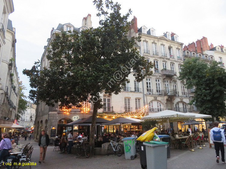 NANTES (207) Place du Pilori