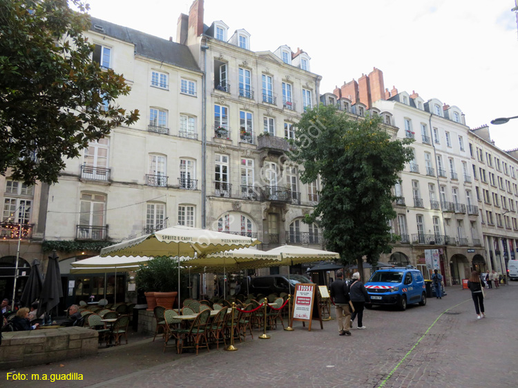 NANTES (208) Place du Pilori