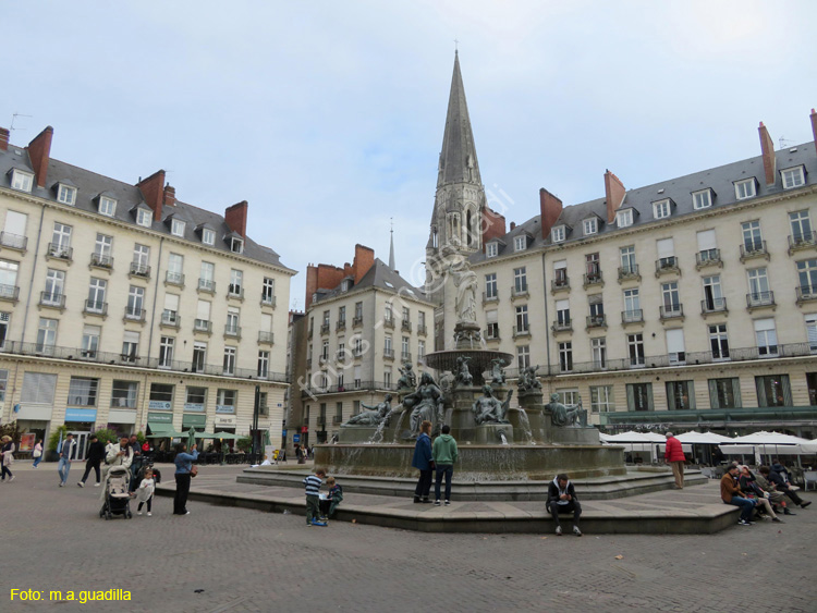 NANTES (214) Place Royale