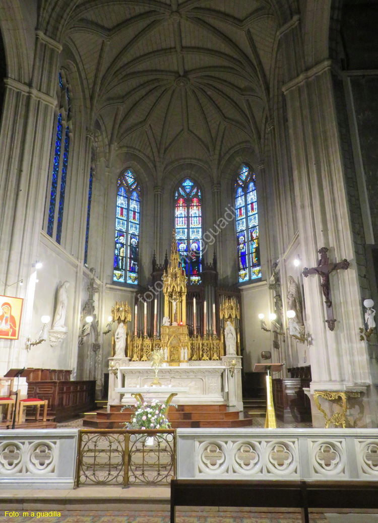 NANTES (289) Iglesia  de la Santa Cruz