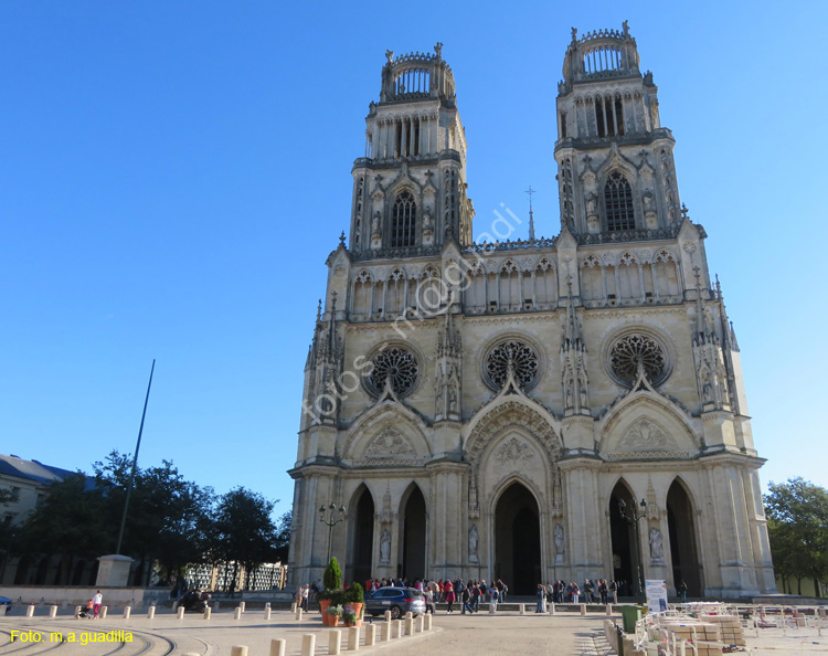 ORLEANS (153) Catedral Sainte-Croix