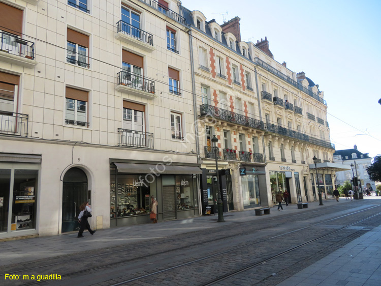 ORLEANS (255) Rue de la Republique