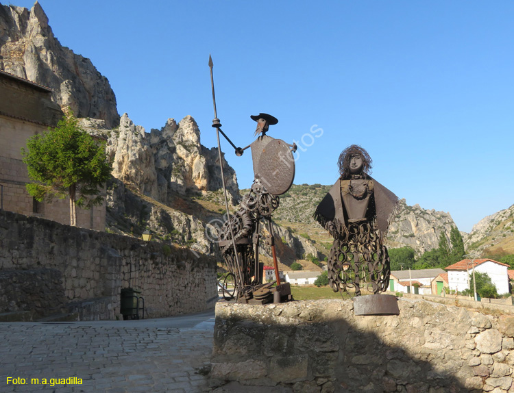 PANCORBO (134) Esculturas Cid Quijote y Sancho Panza