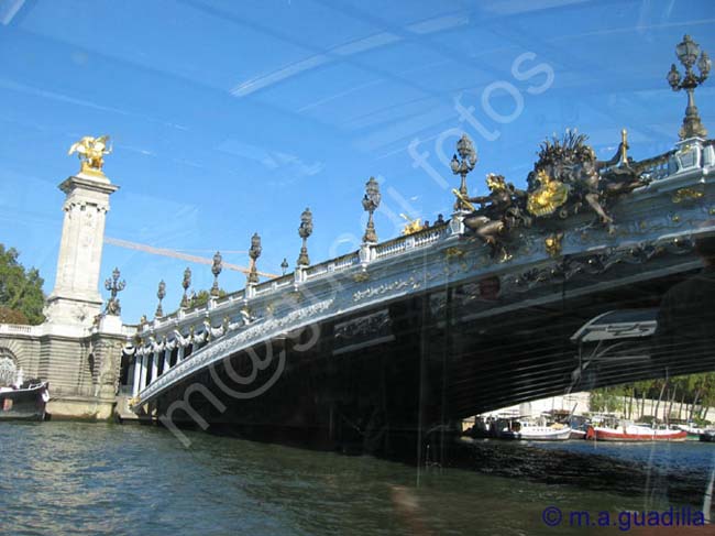 PARIS 124 Paseo por el Sena