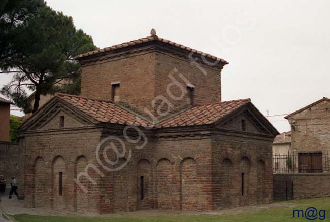 708 Italia - RAVENA Mausoleo de Gala Placidia