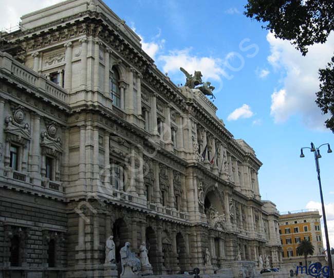 328 Italia - ROMA Palacio de Justicia