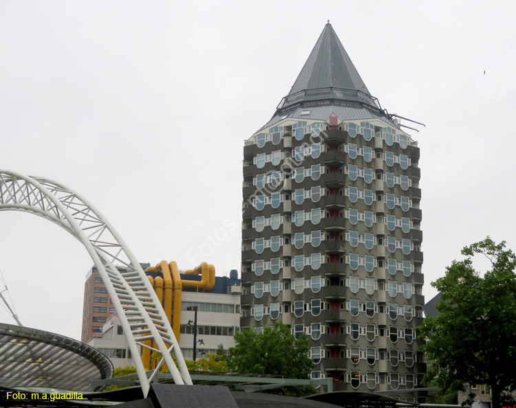 ROTTERDAM (115) Torre Lapiz