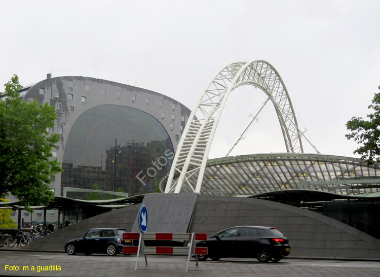 ROTTERDAM (117) De Tijdtrap - La Herradura