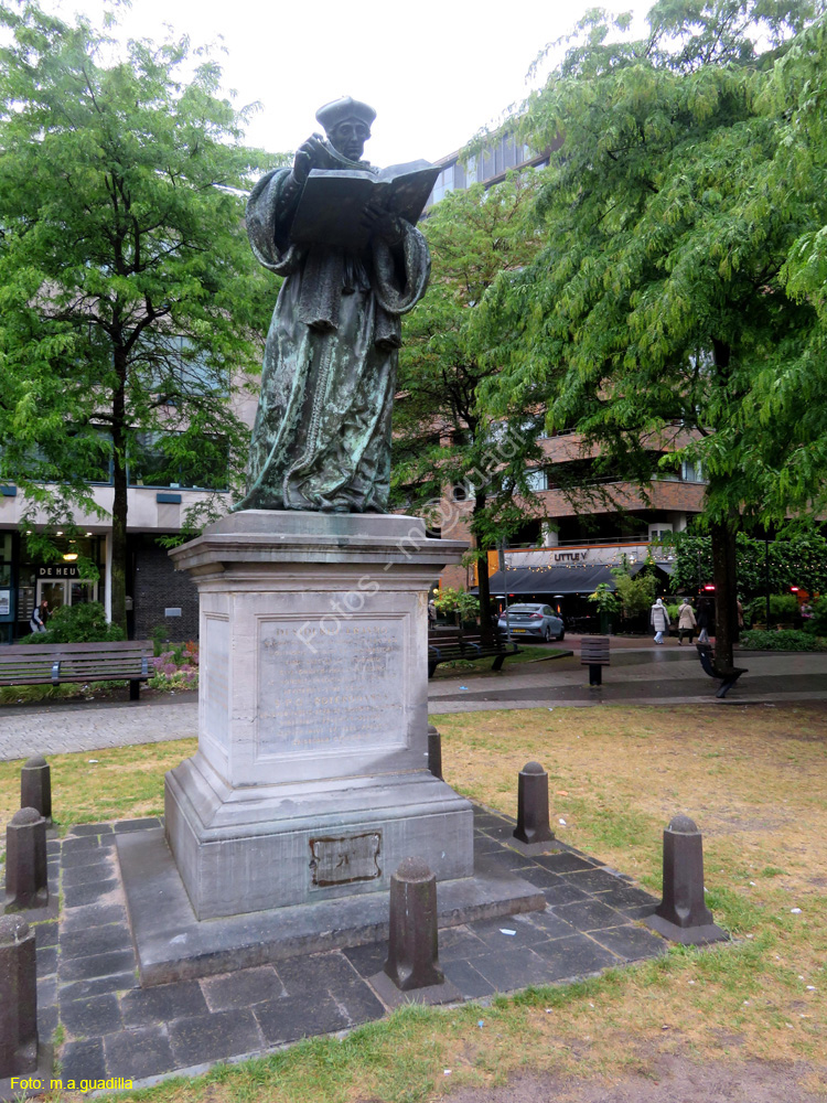 ROTTERDAM (151) Monumento a Erasmo