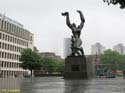 ROTTERDAM (106) Monumento a La ciudad destruida 