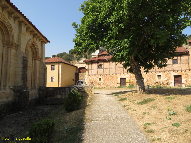 SAN ANDRES DEL ARROYO (121) Monasterio