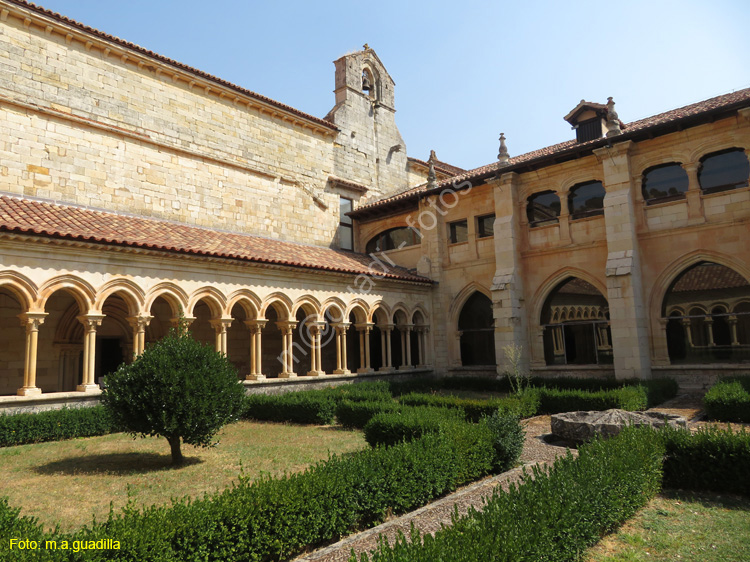SAN ANDRES DEL ARROYO (139) Monasterio