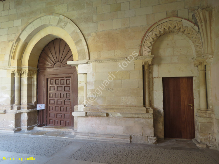 SAN ANDRES DEL ARROYO (149) Monasterio