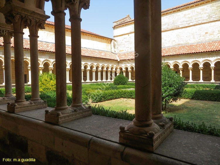 SAN ANDRES DEL ARROYO (175) Monasterio