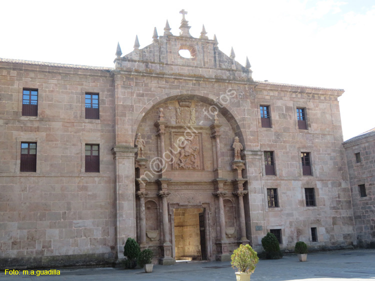 SAN MILLAN DE LA COGOLLA (213) Monasterio de Yuso