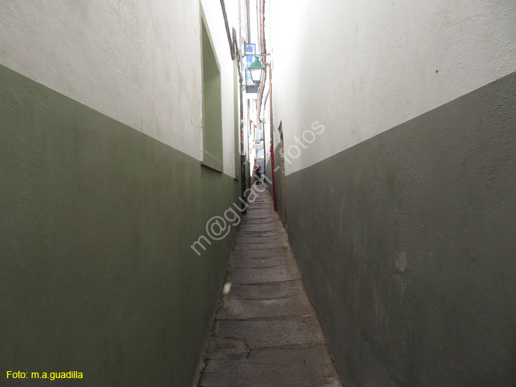 SANTIAGO DE COMPOSTELA (125) Callejon entre Ruas